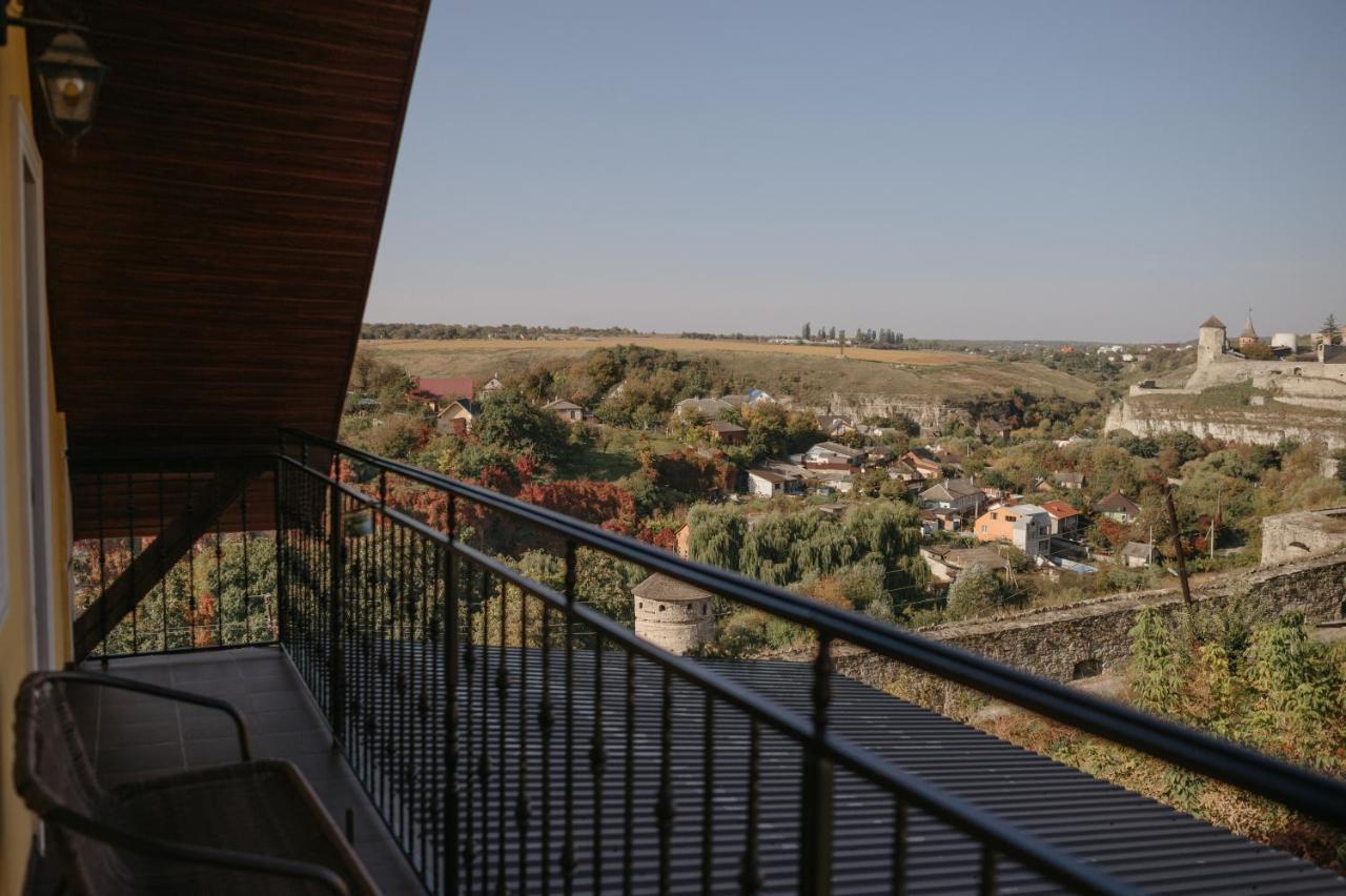 Джерело Kamianets-Podilskyi Ngoại thất bức ảnh