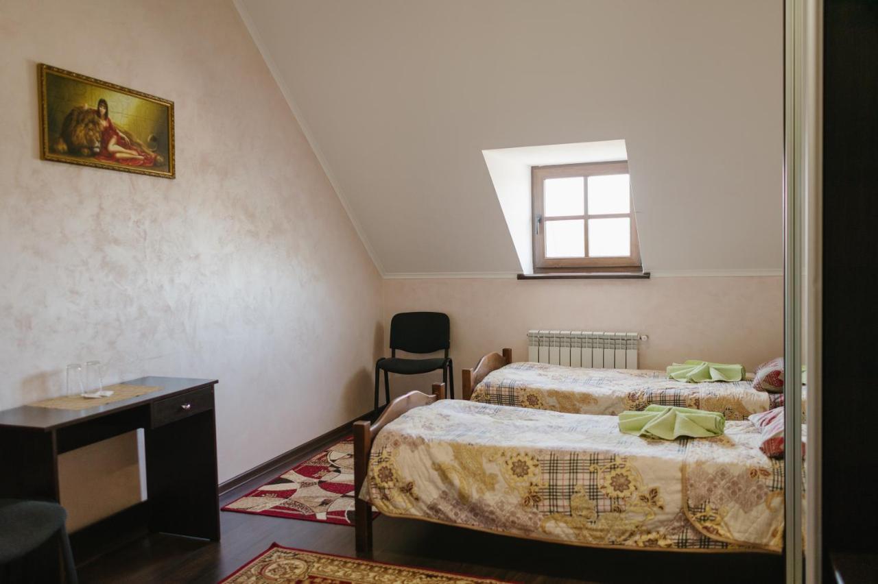 Джерело Kamianets-Podilskyi Ngoại thất bức ảnh