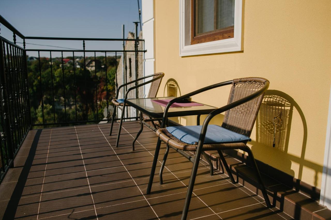 Джерело Kamianets-Podilskyi Ngoại thất bức ảnh