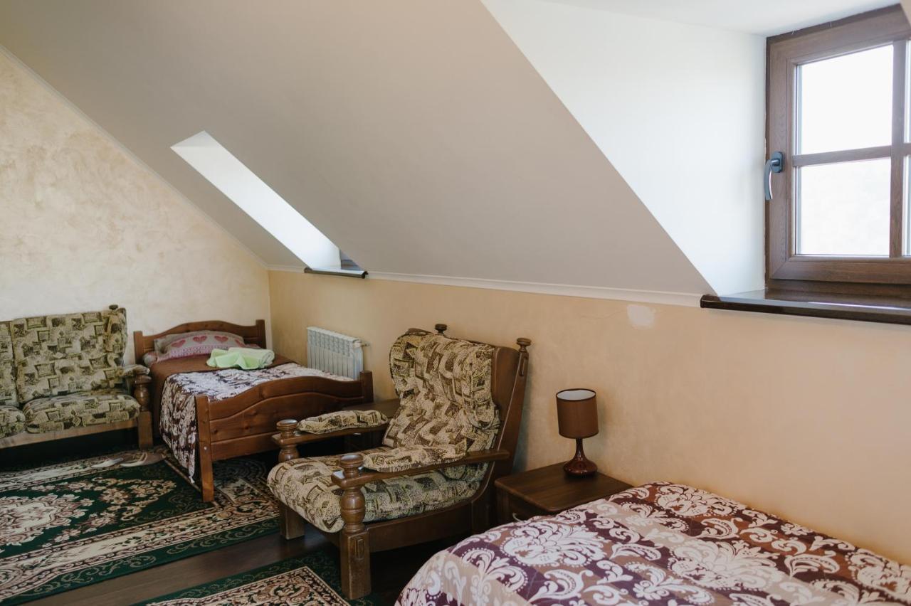 Джерело Kamianets-Podilskyi Ngoại thất bức ảnh