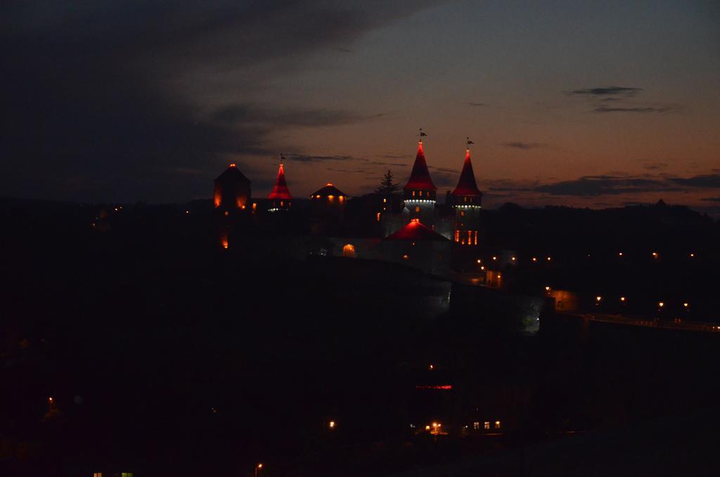 Джерело Kamianets-Podilskyi Ngoại thất bức ảnh