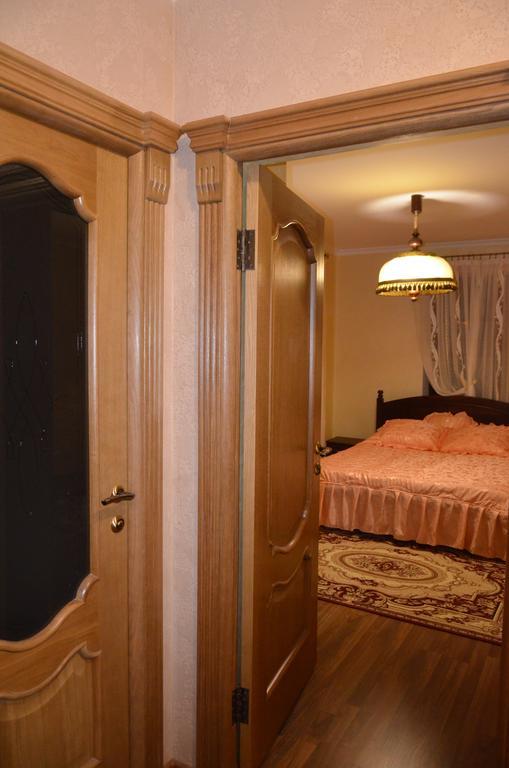 Джерело Kamianets-Podilskyi Phòng bức ảnh