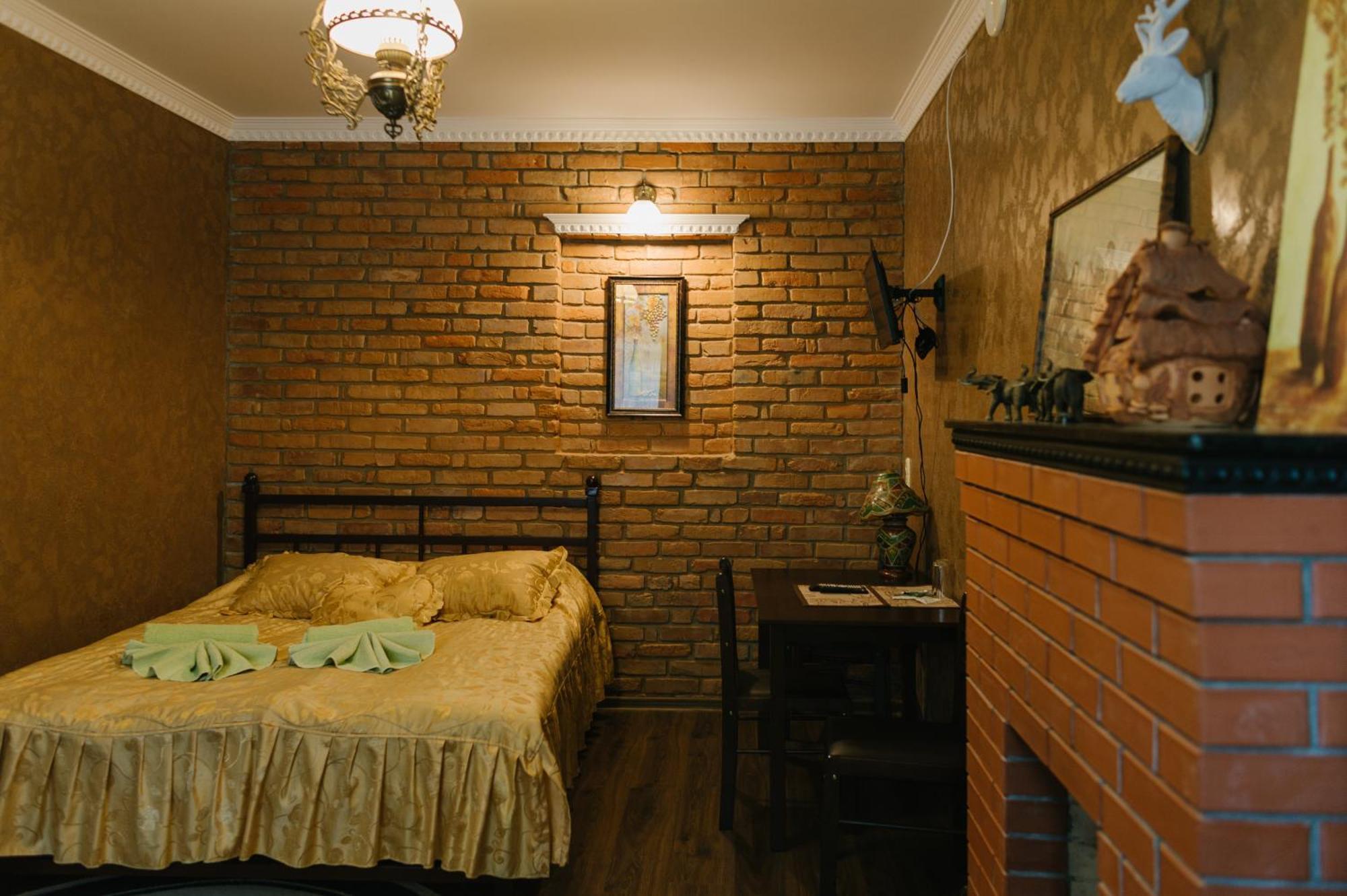 Джерело Kamianets-Podilskyi Ngoại thất bức ảnh